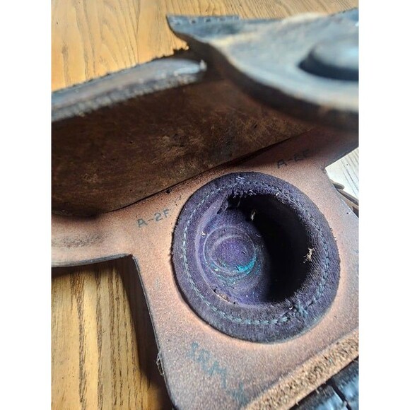 Vintage / Antique Argus A Precise 135 Format Camera with Leather Case c. 1940 - Picture 4 of 6